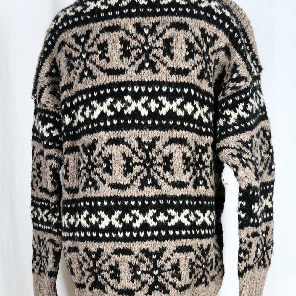 Hand-knit 100% Wool Sweater SZ XL
